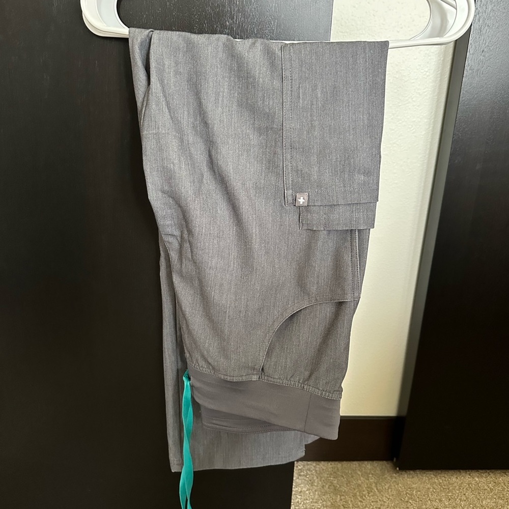 Figs Scrub Pants